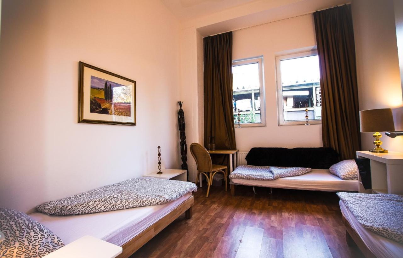 Studio-Apartments & Moeblierte Wohnungen Fuer Monteure Zentral In ミュルハイム・アン・デア・ルール エクステリア 写真
